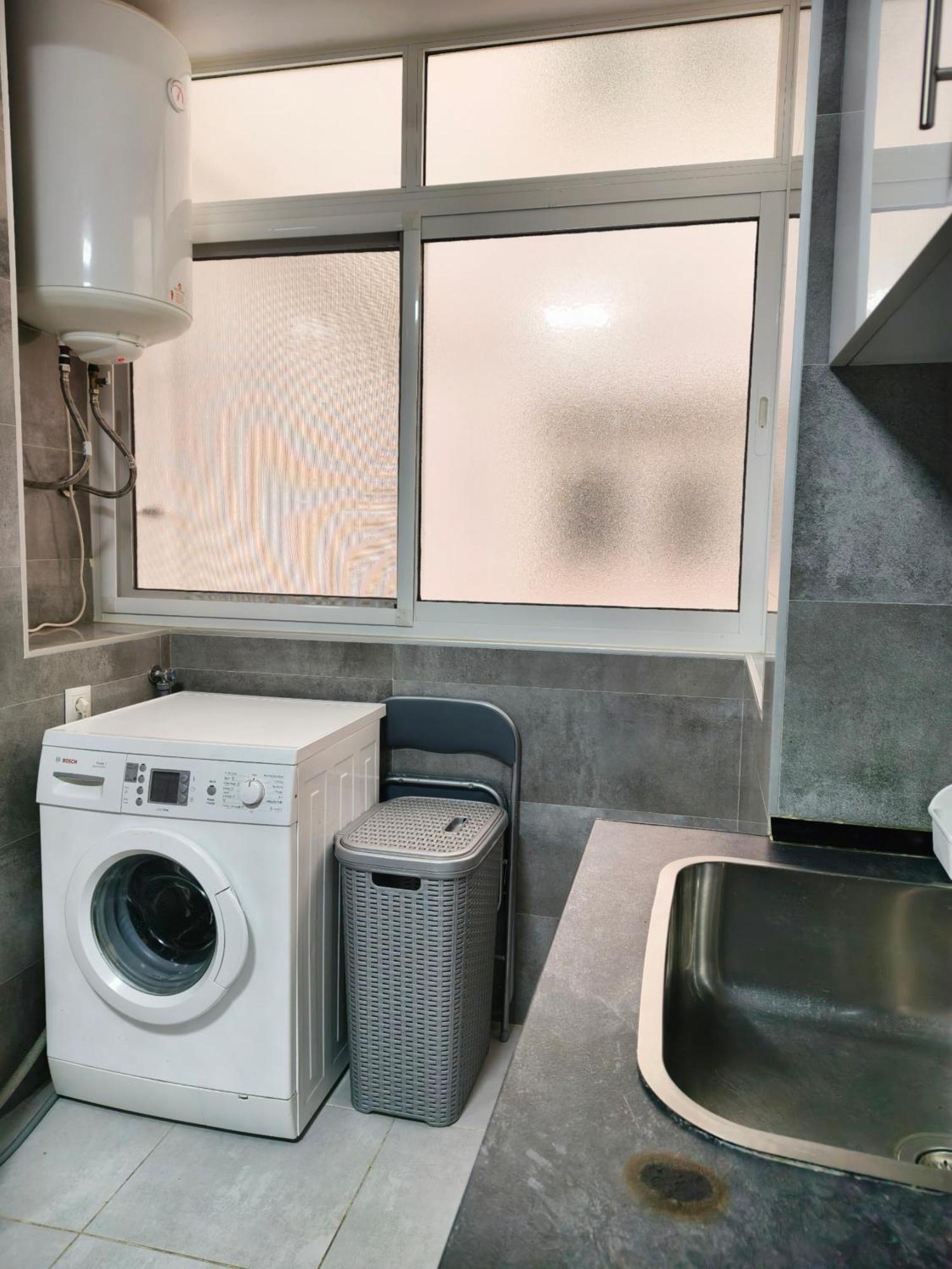 Apartamento Cerca Del Centro 2 Малага Екстериор снимка