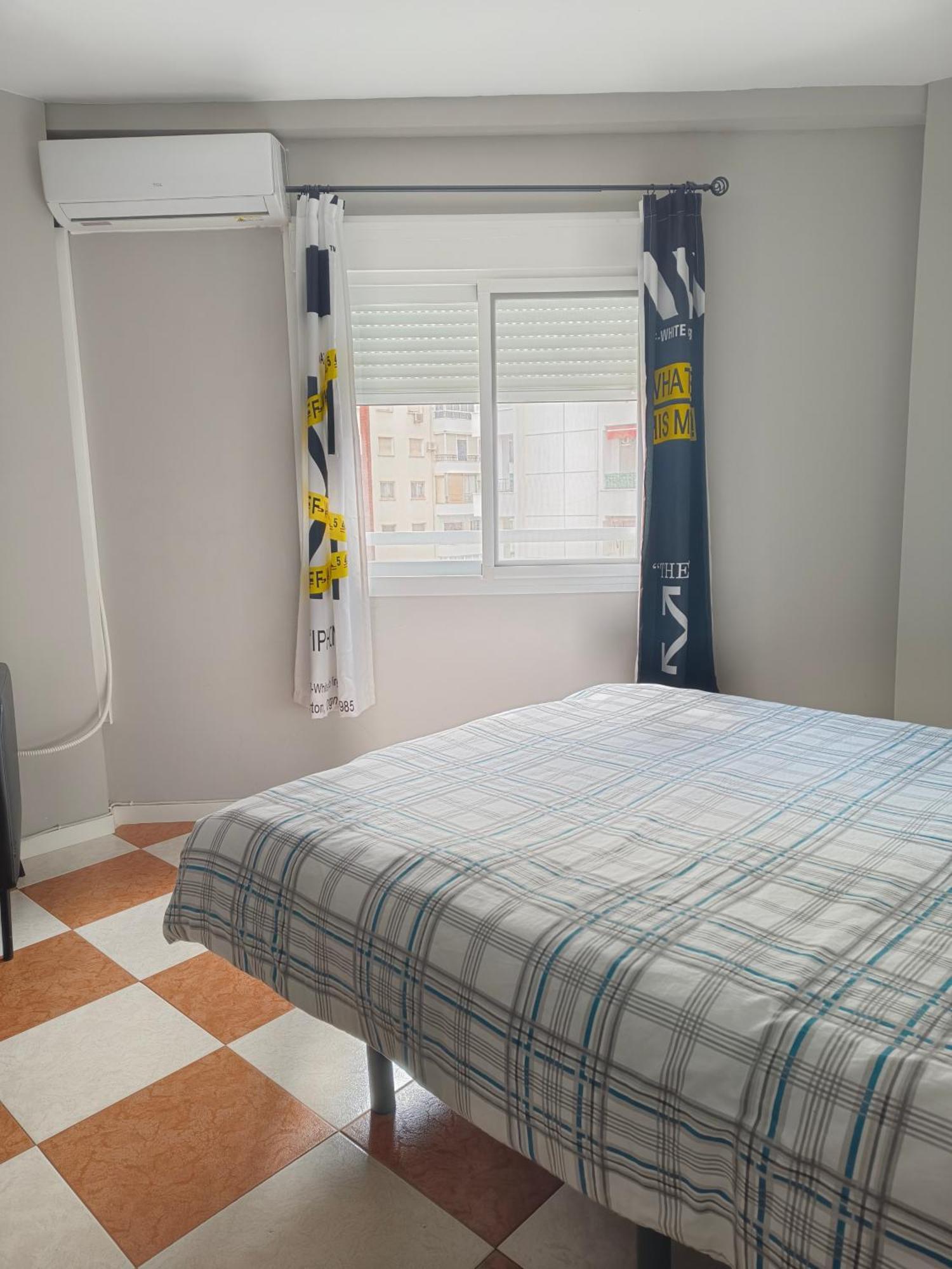 Apartamento Cerca Del Centro 2 Малага Екстериор снимка